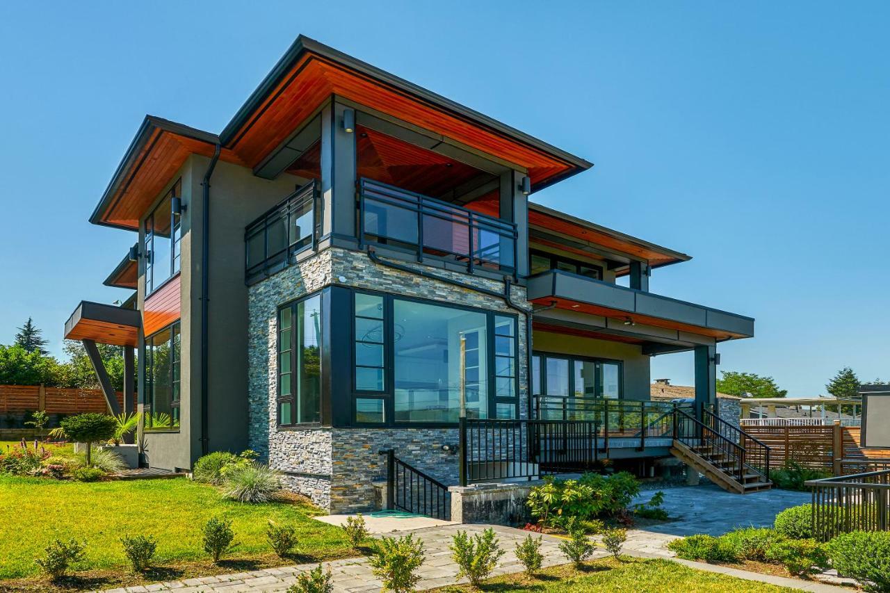 The Chateau Homestay Burnaby